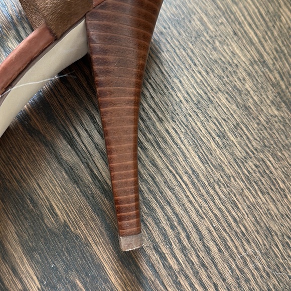 Guess platforms - Picture 4 of 7